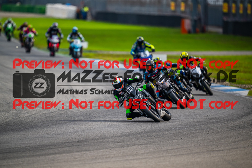 MaZZes_FotoMatrix_220924_1834 | TWIN CUP