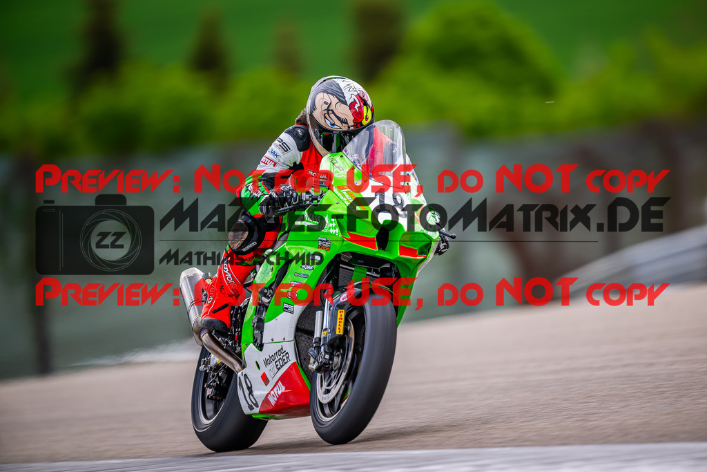 MaZZes_FotoMatrix_240505_6007705_2565 | STK1000