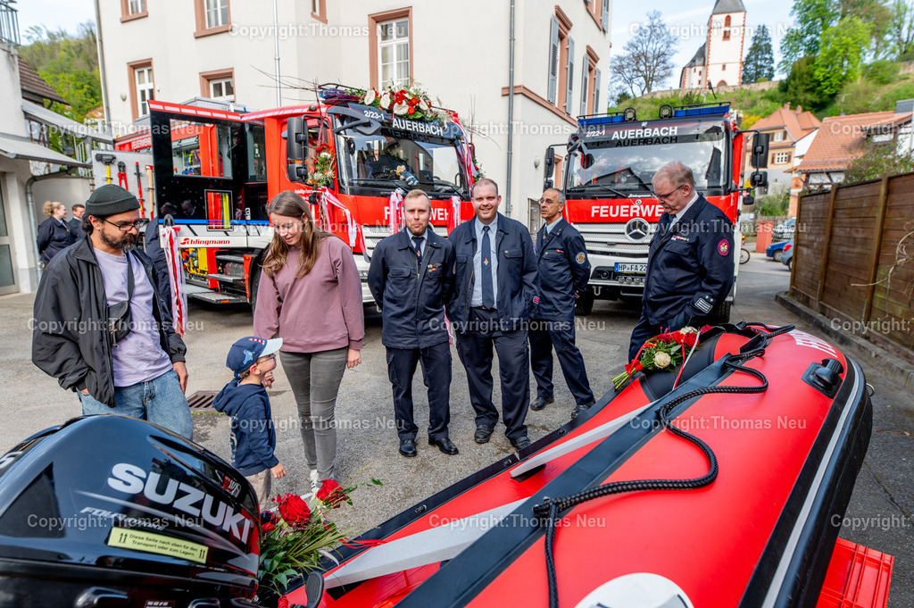 Feuerwehr-Auerbach-Fahrzeuguebergabe-Fotografie-Thomas-Neu-17 | bbe, FFW Auerbach bekommt neues Fahrzeug und FFW-Boot,Bild: THomas Neu