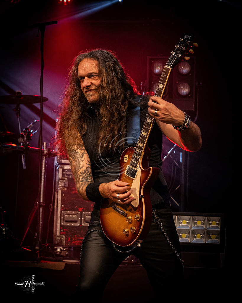 Cherokee | Frank Herberich Fotografie, Frank Herberich, Fotografie, Hochzeit, Portrait, St. Peter Ording, Ording, Westerhever, Nordsee, Frank Fotografie, Hardheim,  Odenwald,Walldürn, Band,Eventfotografie - Realisiert mit Pictrs.com