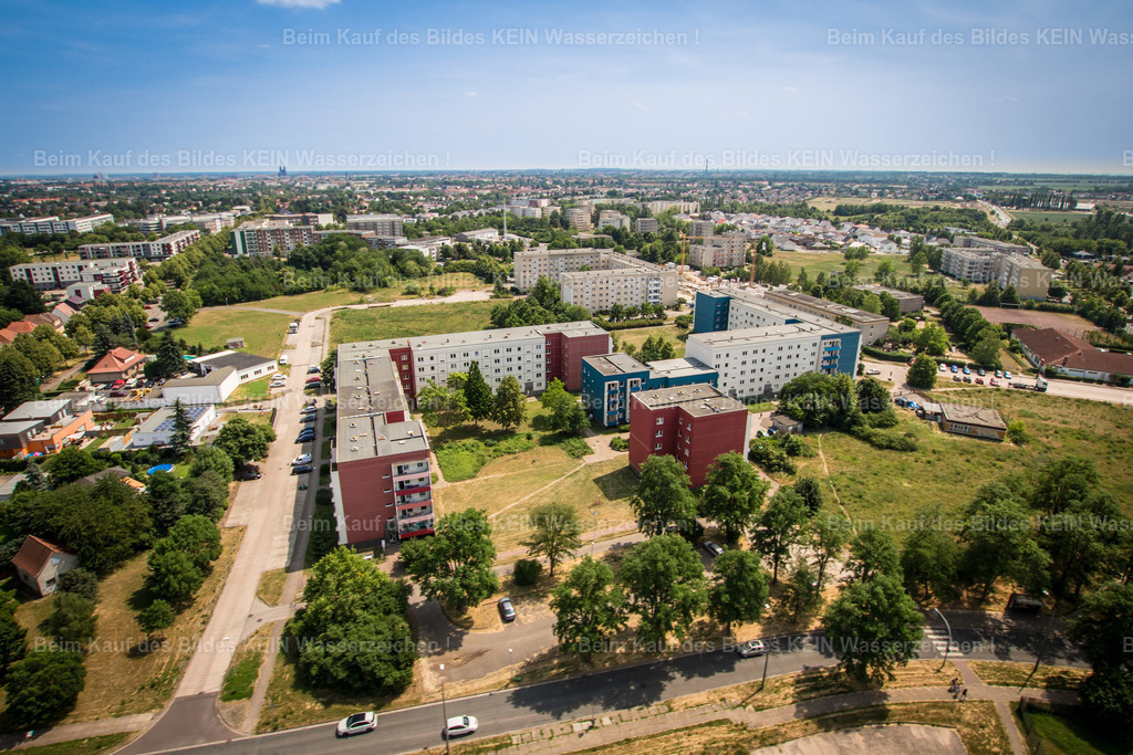 Orlando Olvenstedt saniert-1825 | Magdeburg Olvenstedt Luftbild Roggengrund Neubauten WBS 70 - Realisiert mit Pictrs.com