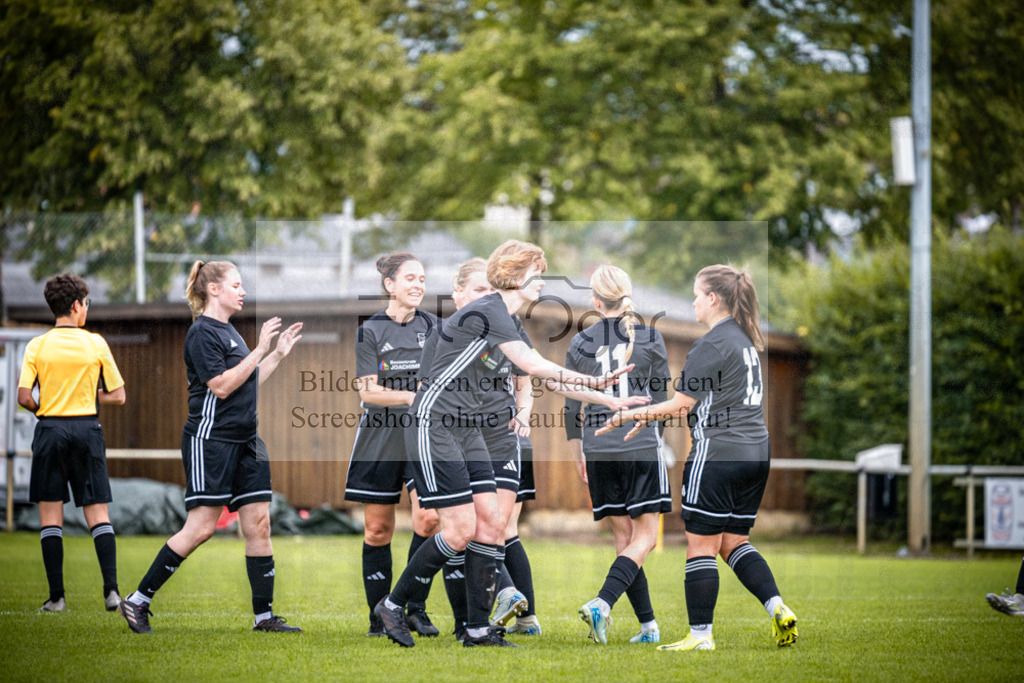 SG Bohmte/Ostercappeln/Schwagstorf - SG Hollenstede / Schwagstorf | Fr.-BZL Weser-Ems Süd · 1. Damen - SG Hollenstede / Schwagstorf · Sportplatz - Realisiert mit Pictrs.com