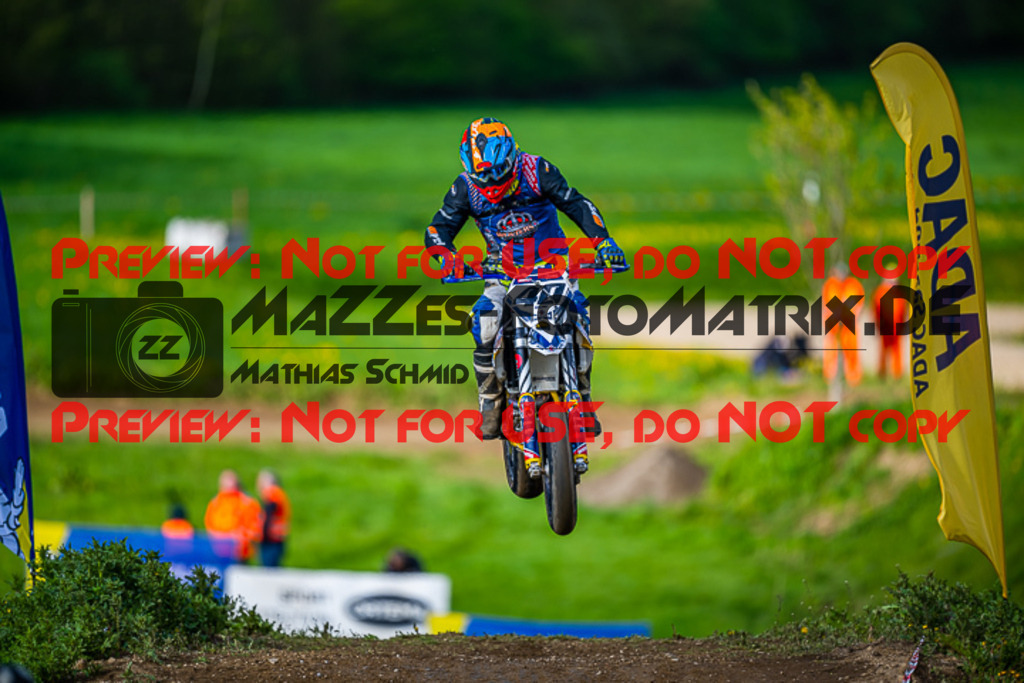 MaZZes_FotoMatrix_230506_2-8 | S4