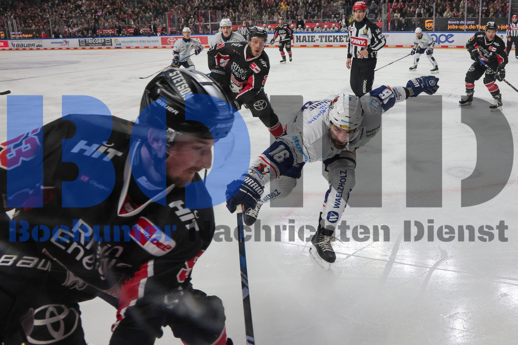 SES_KOLISE20250119-14 | bond - Realisiert mit Pictrs.com