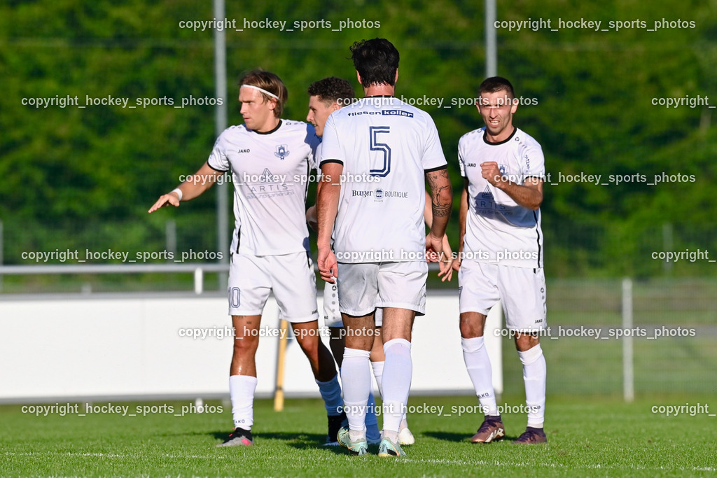 SC Landskron vs. ATUS Velden 11.8.2023 | Jubel ATUS Velden Mannschaft, #10 Lukas Lausegger, #5 Roland Putsche, #7 Anel Mujkic