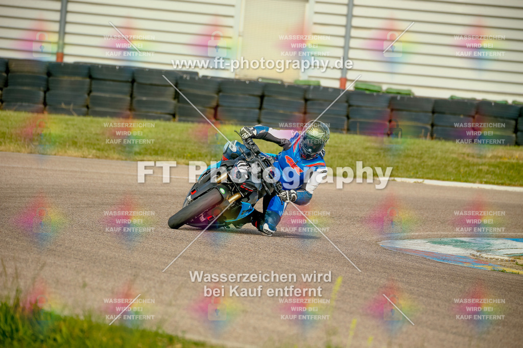 _ | Hier findet Ihr Bilder von Touristenfahrten auf der Nürburgring Nordschleife oder von anderen Veranstaltungen die ich besucht habe. Viel Spass beim Durch Schauen 