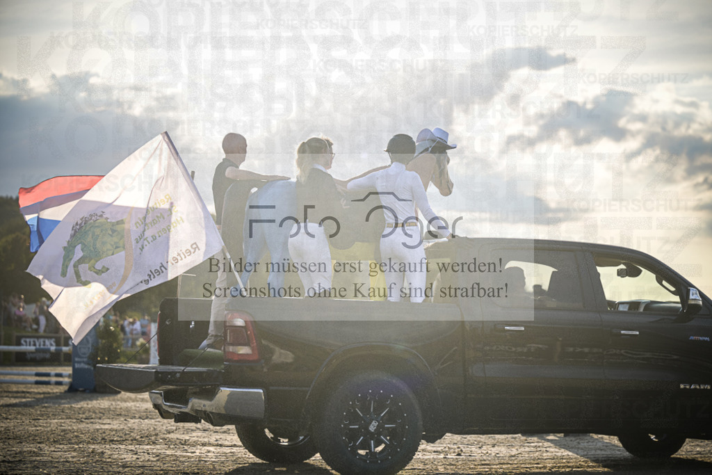 DOS_0227 | Entdecke hochwertige Reitturnierfotos von Foto Oger. Professionell, emotional und authentisch – jetzt Lieblingsmomente im Shop bestellen.Deutschlandweite Turnierfotografie. - Realisiert mit Pictrs.com