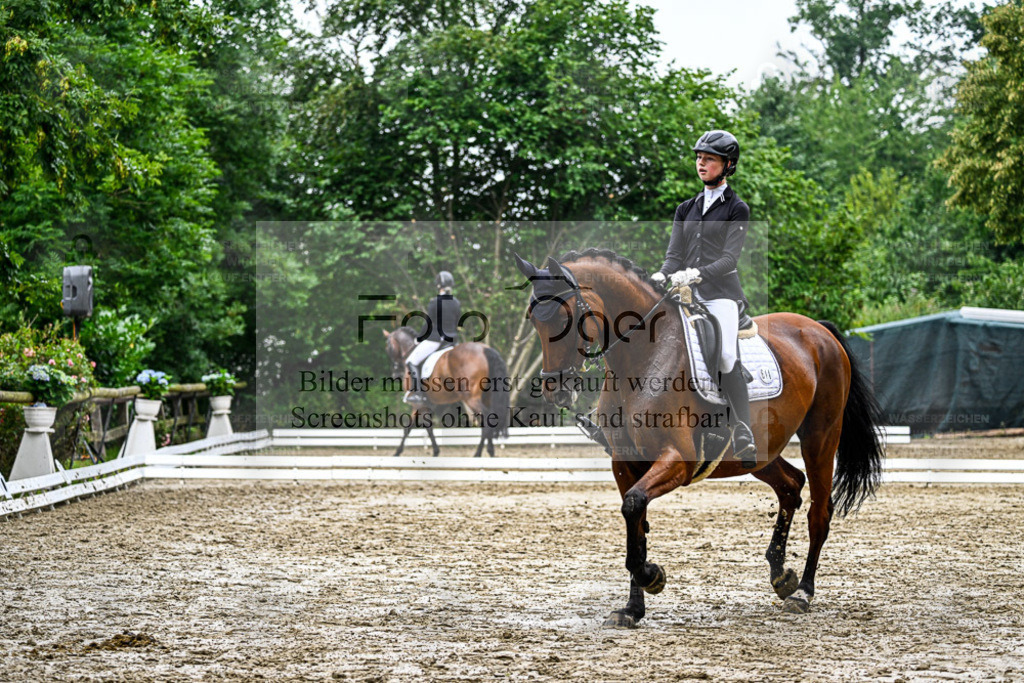 Bissendorfer Reitertage | Entdecke hochwertige Reitturnierfotos von Foto Oger. Professionell, emotional und authentisch – jetzt Lieblingsmomente im Shop bestellen. - Realisiert mit Pictrs.com
