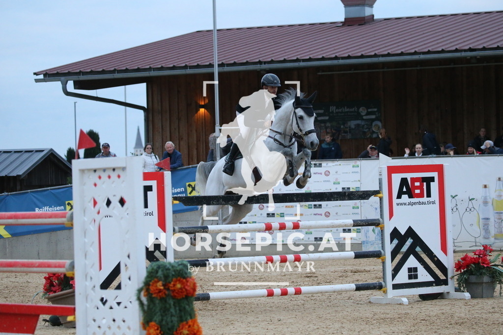 DL2Q6677 | Willkommen bei Brunnmayr - Design & Fotografie – Ihrem Spezialisten für Reitturniere und Pferdeveranstaltungen in Oberösterreich, Salzburg und Bayern! Seit über 17 Jahren sind wir leidenschaftlich dabei.