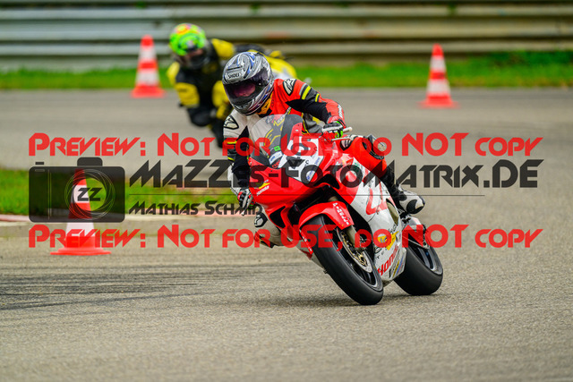 MaZZes_Fotomatrix_20241003_6007705_0245 | GRUEN