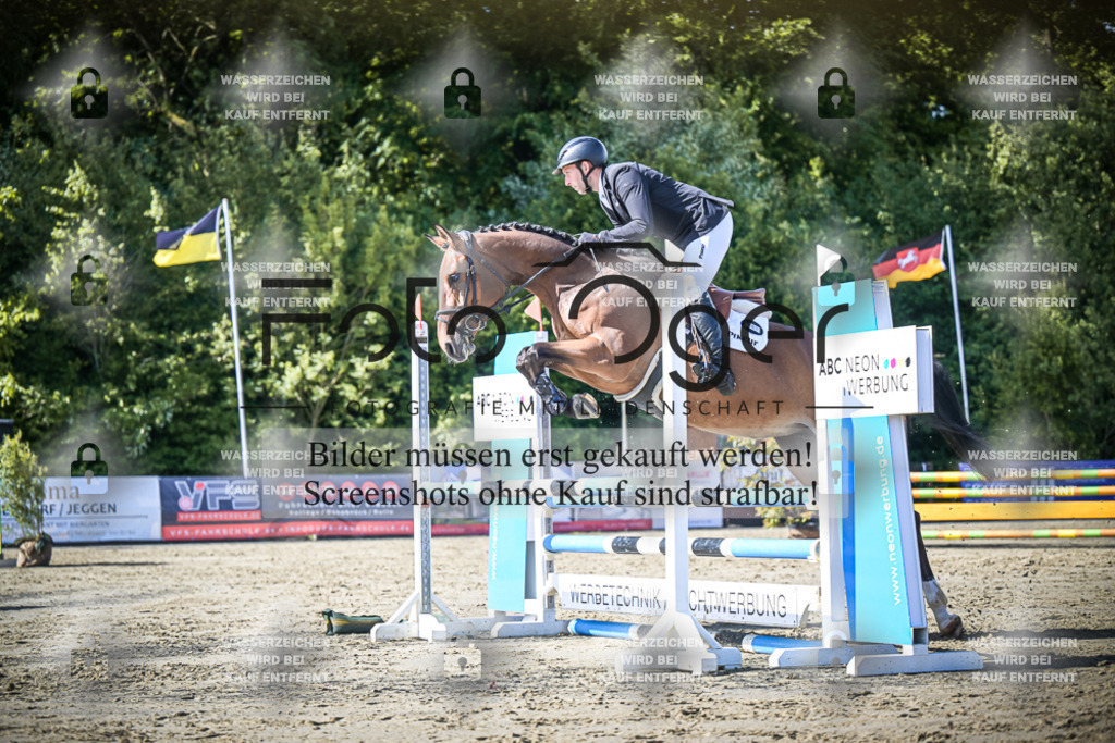 DOS_8746 | Entdecke hochwertige Reitturnierfotos von Foto Oger. Professionell, emotional und authentisch – jetzt Lieblingsmomente im Shop bestellen.Deutschlandweite Turnierfotografie. - Realisiert mit Pictrs.com