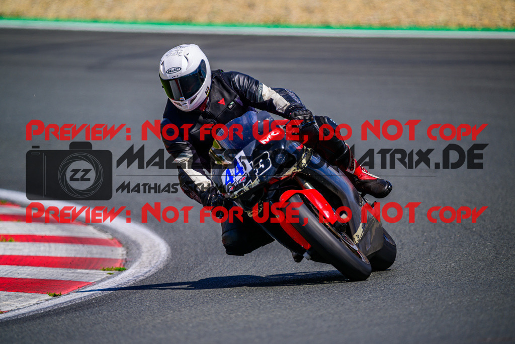 MaZZes_Fotomatrix_20250723_6007705_7523-2 | BLAU