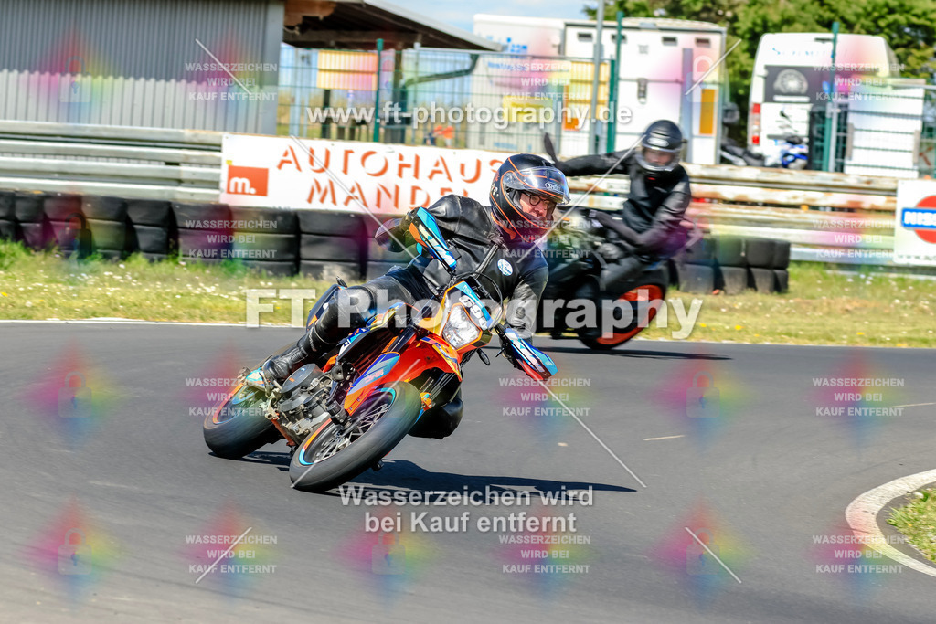 _OTO2275 | Hier findet Ihr Bilder von Touristenfahrten auf der Nürburgring Nordschleife oder von anderen Veranstaltungen die ich besucht habe. Viel Spass beim Durch Schauen 