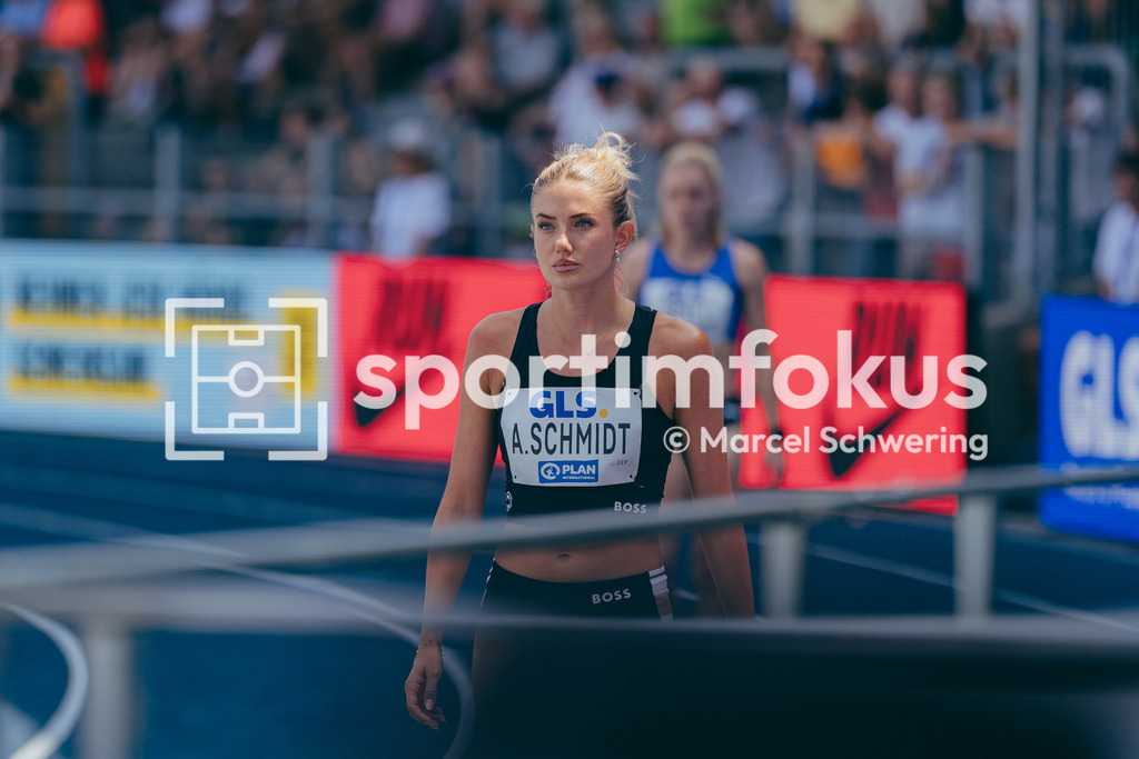 Deutsche Meisterschaften der Frauen und Männer 2026 | Alica Schmidt, SCC Berlin, 800-Meter-Lauf, Halbfinale, Deutsche Meisterschaften der Frauen und Männer 2026, Lohrheidestadion Bochum-Wattenscheid, 25.07.2026. Foto: Marcel Schwering / sportimfokus - Realisiert mit Pictrs.com