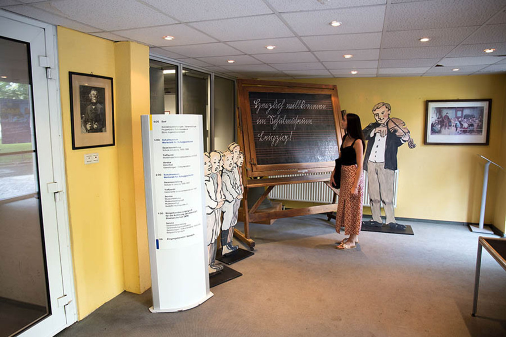 Foto: Leipzig - Schulmuseum | Das Team hinter BILDLEXIKON LEIPZIG bündelt historische wie aktuelle Informationen über die Stadt Leipzig in Text und Bild auf einer Plattform und stellt diese der interessierten Öffentlichkeit zur Verfügung.