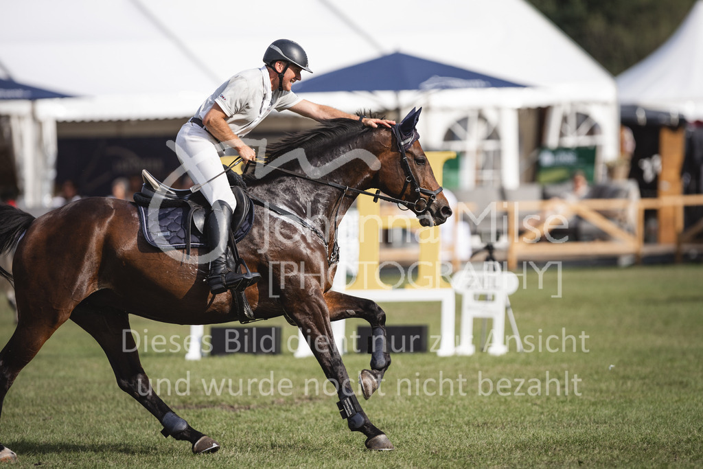 230715_LC_M2-SprmstAnf-739 | Deine schönsten Turniermomente als professionelle Fotos! Entdecke hochwertige Pferdesport-Fotografie im Online-Shop. Jetzt Fotos finden & bestellen!