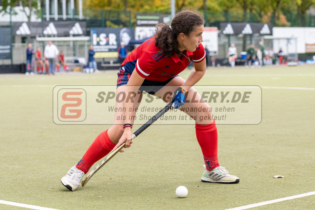 SFE_20231022_0072 | Deutsche Meisterschaft Weibliche U16 Finale Uhlenhorst Mülheim - Düsseldorfer HC am 22.10.2023 in Köln (Düsseldorfer Hockeyclub 1905 e.V.), Photo: Stephan Fehrmann 2023 (Sports-Gallery)