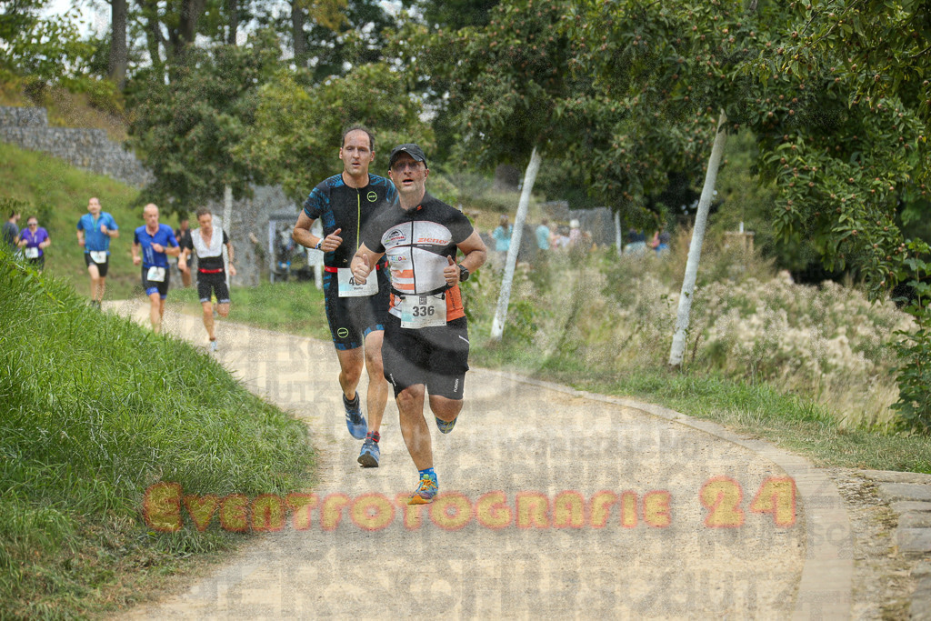250824_1343_EX1_3431 | Sportfotografie im Rhein-Sieg Kreis, Köln, Bonn, NRW, Rheinland Pfalz, Hessen, etc. Unser Tätigkeitsfeld umfasst den Laufsport vom Volkslauf über den Marathon, Duathlon, Triathon bis zum Ultralauf wie Kölnpfad Ultra oder Schindertrail.