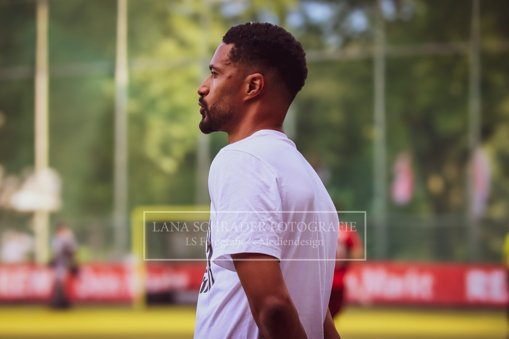 HERREN BUNDESLIGA Rot-Wei_ K_ln - Crefelder HTC 07.09.24 K_ln-254 | lanaschraderfotografie - Realisiert mit Pictrs.com