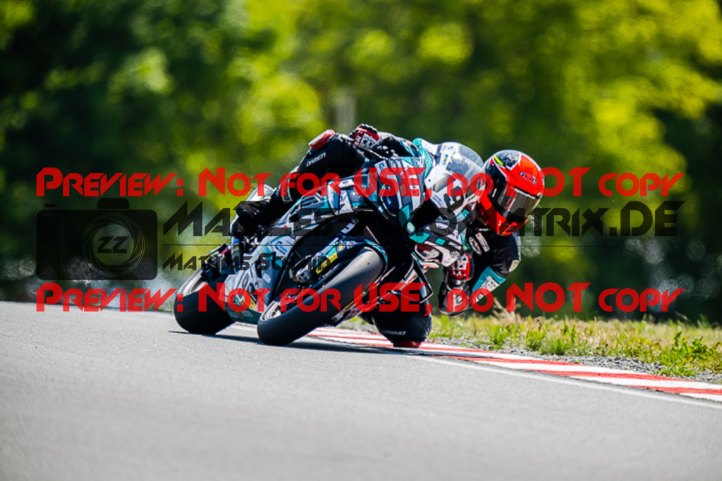 MaZZes_FotoMatrix_220722_3248 | IDM1000