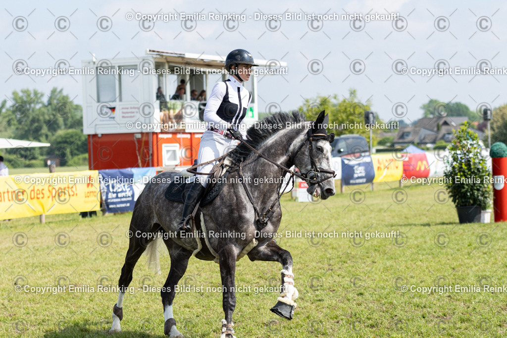 CL5A3222 | Emilia Reinking Fotografie - Realisiert mit Pictrs.com