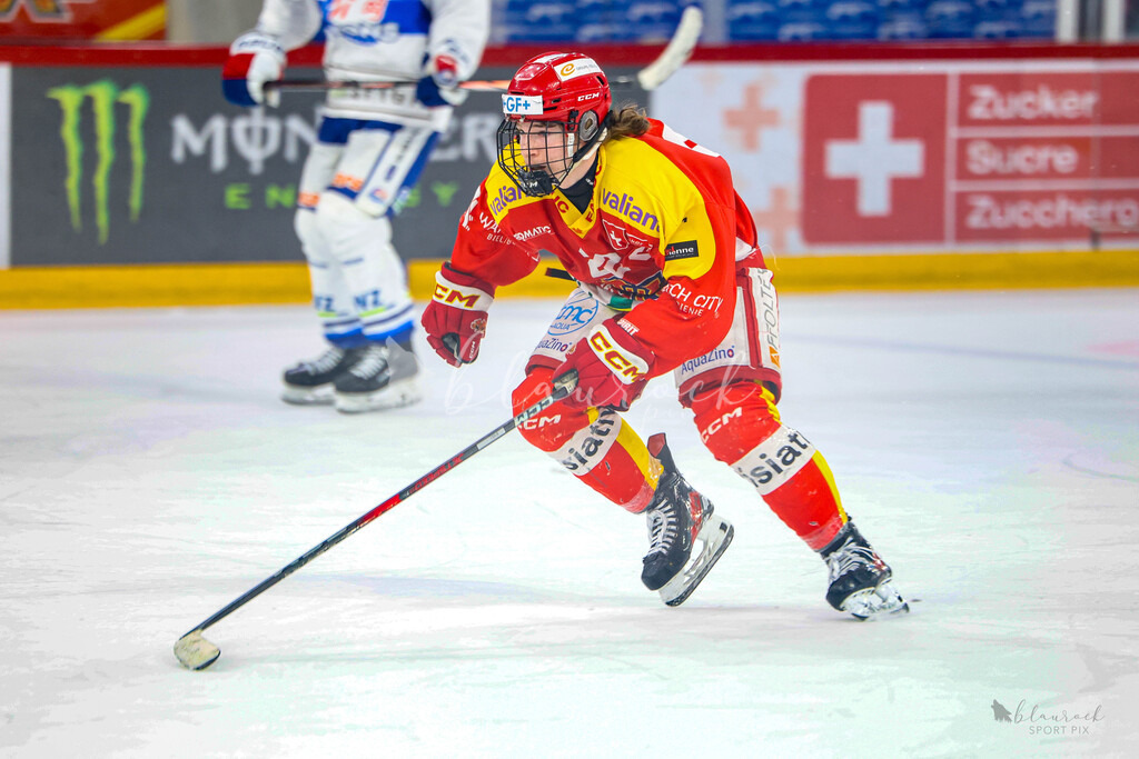 U20 EHCB vs GCK Lions Finale3-4802 | Sportbilder, Sportfotograf, Hochzeits- und Eventfotografin, Flugshows, Portraits und Tiershooting, Aviation, Downhill, Nationalleague, Swissleague, International
