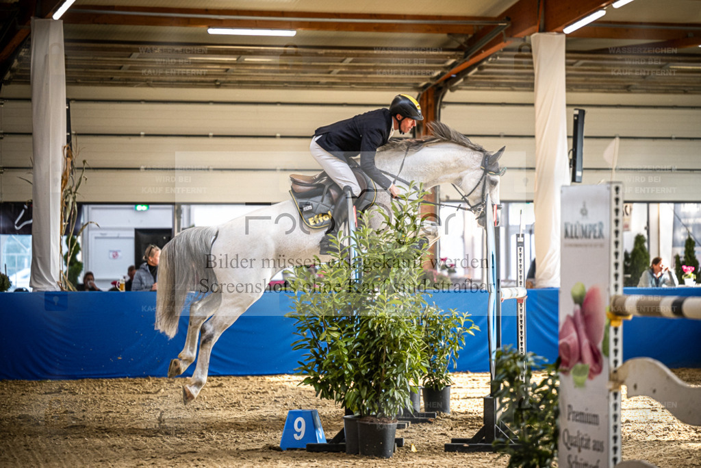DOS_2157 | Entdecke hochwertige Reitturnierfotos von Foto Oger. Professionell, emotional und authentisch – jetzt Lieblingsmomente im Shop bestellen. - Realisiert mit Pictrs.com
