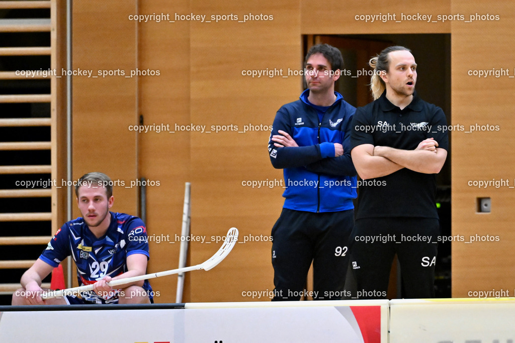 VSV Unihockey  vs. FBK Loka  | Headcoach VSV Unihockey Sami Aalto, VSV Unihockey  vs. FBK Loka , VSV Unihockey  vs. FBK Loka  am 25.01.2026 in Villach (Ballspielhalle St. Martin), Austria, (Photo by Bernd Stefan)