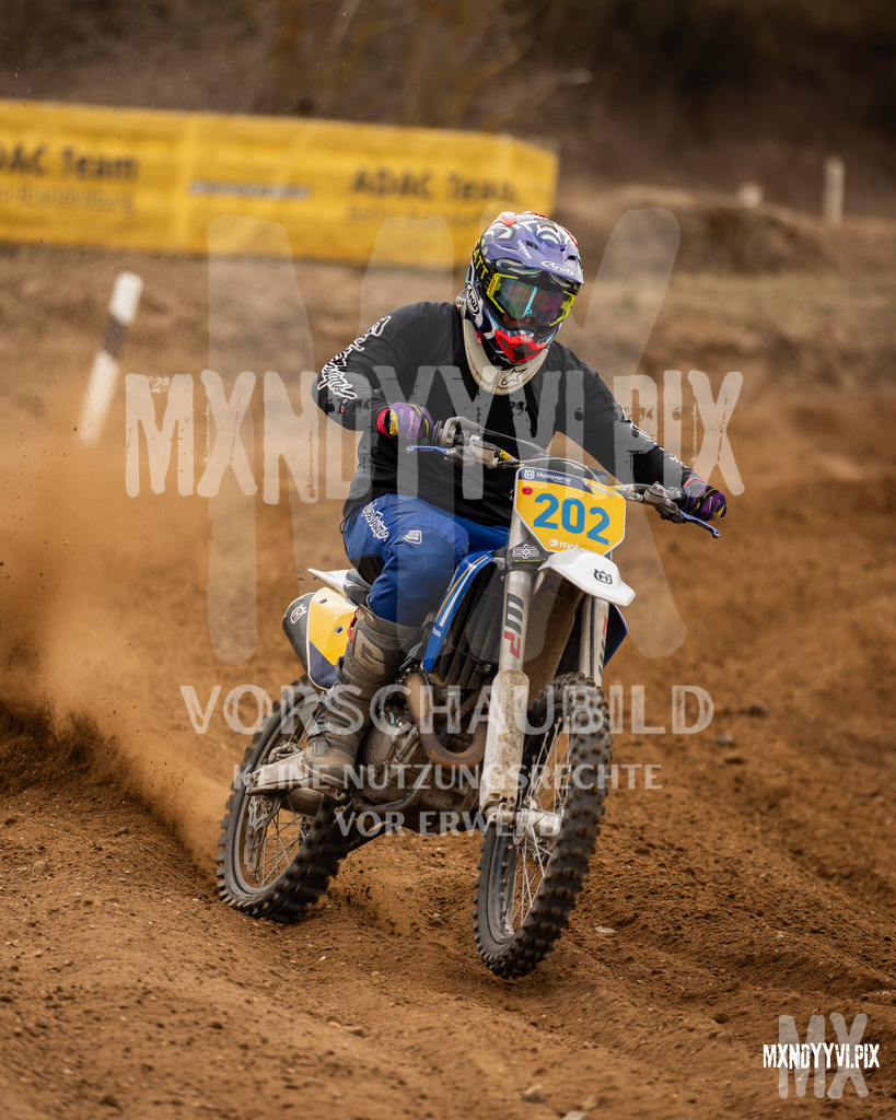 866A1129 | mxndyyvipix