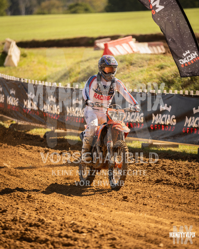 866A3504 | mxndyyvipix