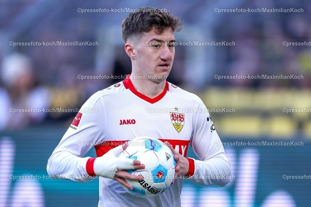 BVB08022502281 | 08.02.2025, Fußball, Borussia Dortmund - VfB Stuttgart, 1. Fußball Bundesliga, 21. Spieltag, Signal Iduna Park, Saison 2024 2025: Angelo Stiller (VfB Stuttgart #6)DFB regulations prohibit any use of photographs as image sequences and or quasi-video.