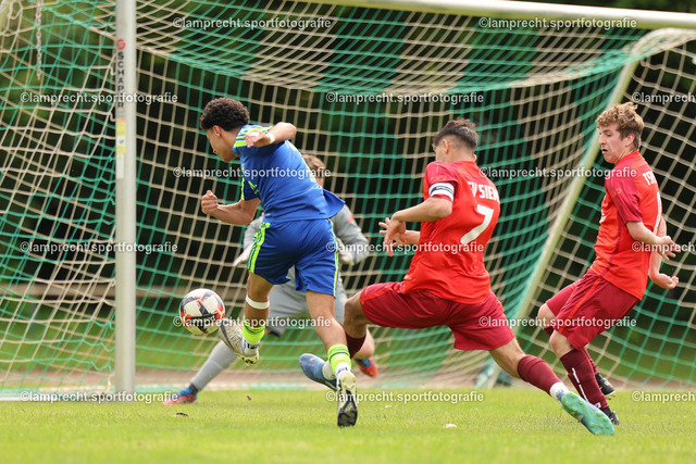 Fußball I Junioren I Kreispokal Lübeck I Finale I JSG Concordia Lübeck - TSV Siems I 09.06.2025.110 | v.l. Yesin El-Gafsi (7, JSG Concordia Lübeck), Adam Ageed (7, TSV Siems) - Realisiert mit Pictrs.com
