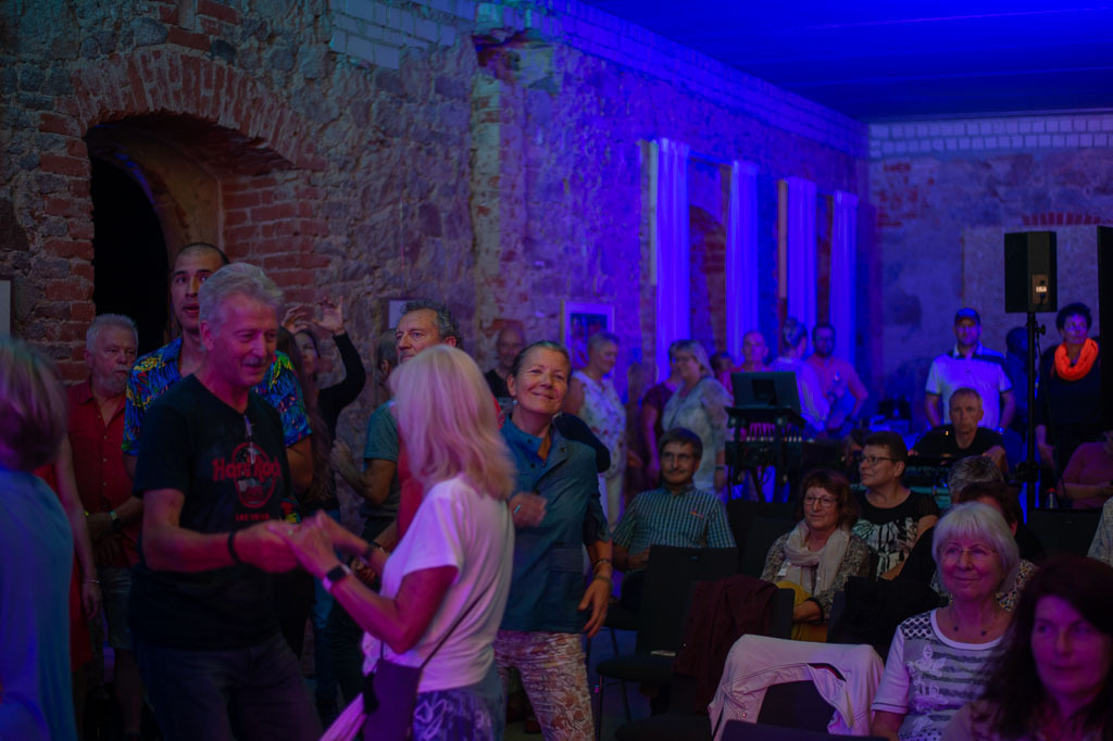 Habana Tradicional | Habana Tradicional im Forte Belvedere Leisnig zum Festival Hallo Leisnig 2022. - Realisiert mit Pictrs.com