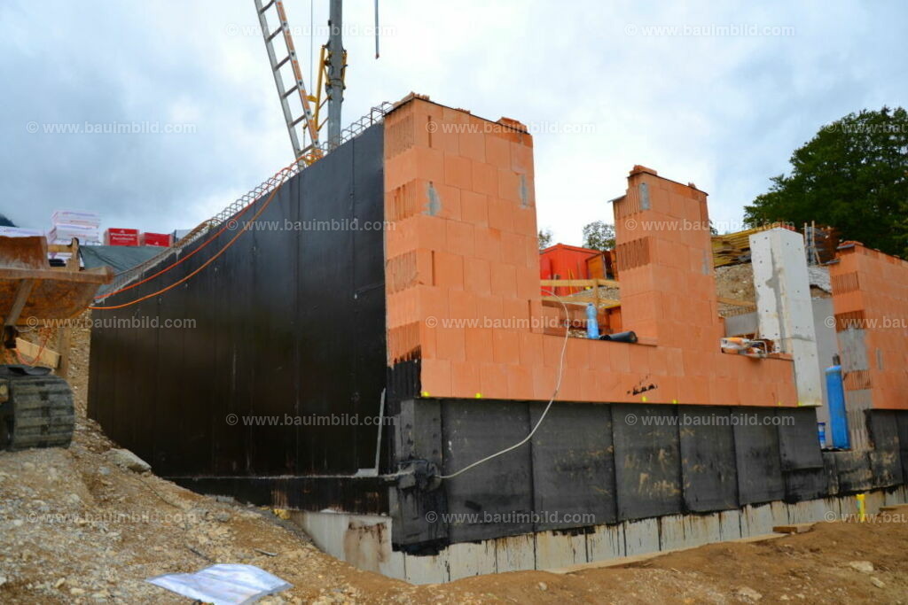 bib-lg05-abdichtungen-0023 | Nach LV-Leistungsgruppen sortierte Detailfotos über den Bau eines Hauses. Alle Hausbau-Bilder direkt vom Urheber und Autor der Website Haus-Selber-Bauen.com
