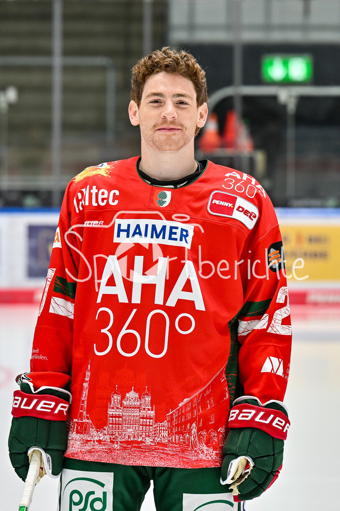 Augsburger Panther 2025/26 | im Bild Kyle MAYHEW (Augsburger Panther 27) / Einzelfoto / Freisteller / Media Day Augsburger Panther: Curt-Frenzel Stadion am 06.08.2025
