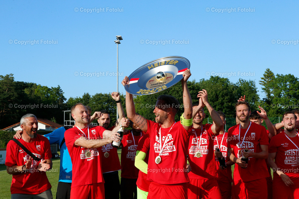 A_LUI_14062025_22 | MEISTERFEIER ASKOE OEDT 1B 2025 IM BILD: MEISTER 2025 ASKOEOEDT 1B FOTO:FOTOLUI