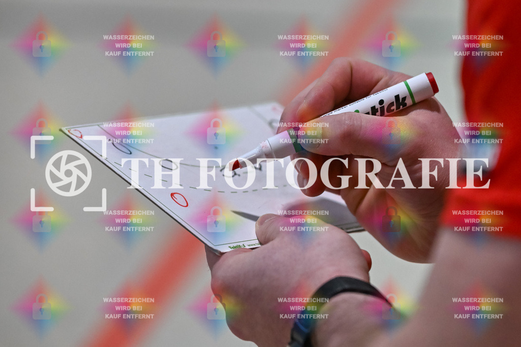 GER, SG Maulburg/Steinen - HB Kinzigtal, Frauen-Handball, Oberliga Suedbaden, 21. Spieltag, Saison 2024/2025, 06.04.2025 | TaktikzettelGER, SG Maulburg/Steinen - HB Kinzigtal, Frauen-Handball, Oberliga Suedbaden, 21. Spieltag, Saison 2024/2025, 06.04.2025Foto: TH Fotografie/Thomas Hess