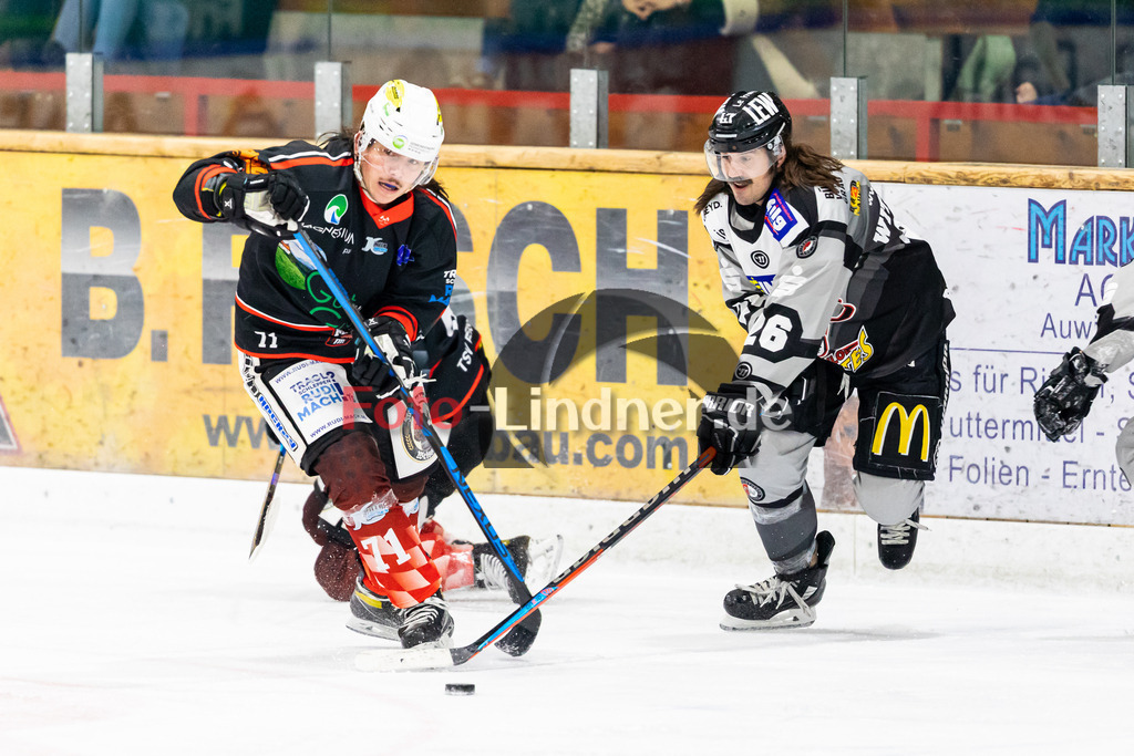 Bayernliga Eishockey, TSV Peißenberg Miners gegen den ESV Buchloe Pirates am 13.11.22 in Peißenberg | Bayernliga Eishockey, TSV Peißenberg Miners gegen den ESV Buchloe Pirates am 13.11.22 in Peißenberg