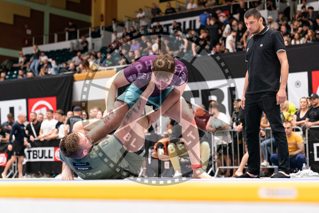 20230916PBB5798 | Fighters compete during the grappling tournement ADCC Trials (European, Middle East and African Championship) in Warsaw, Poland, on September 16, 2023.