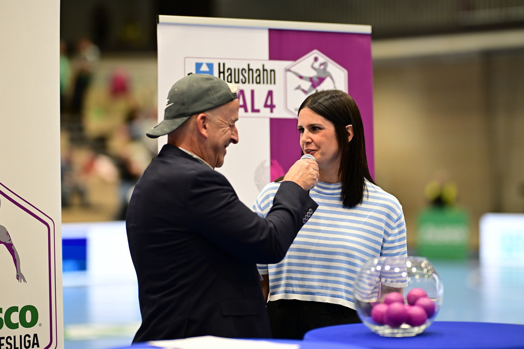 Handball I Frauen I Saison 2025-2026 I 1. HBF I 4. Spieltag I Buxtehuder SV - FRISCH AUF Göppingen | Der Sportfotograf. - Realisiert mit Pictrs.com