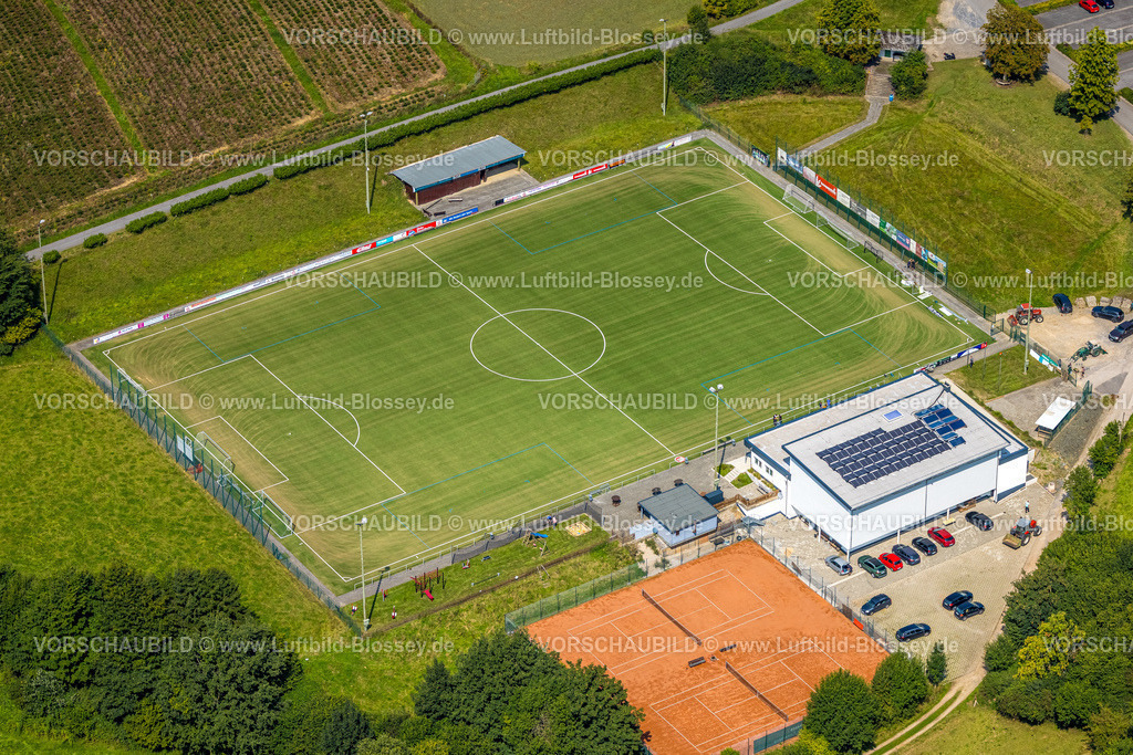 Finnentrop250807631 | Luftbild, Sportplatz Koltermecke RW Ostentrop, Fußballstadion und Tennisplatz, Ostentrop, Finnentrop, Sauerland, Nordrhein-Westfalen, Deutschland