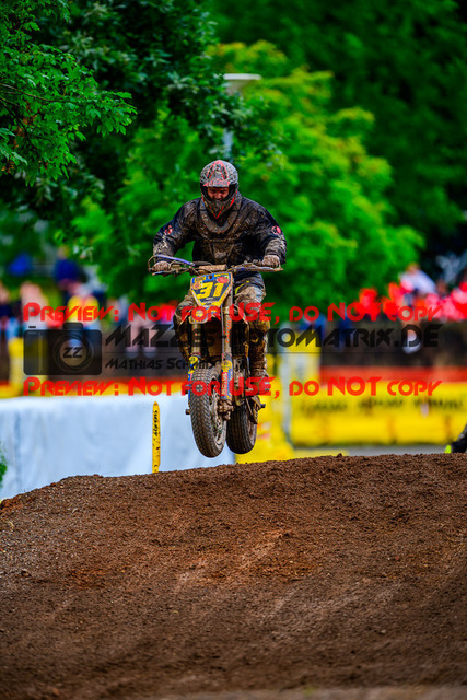 MaZZes_FotoMatrix_240818_6007705_6481 | S2