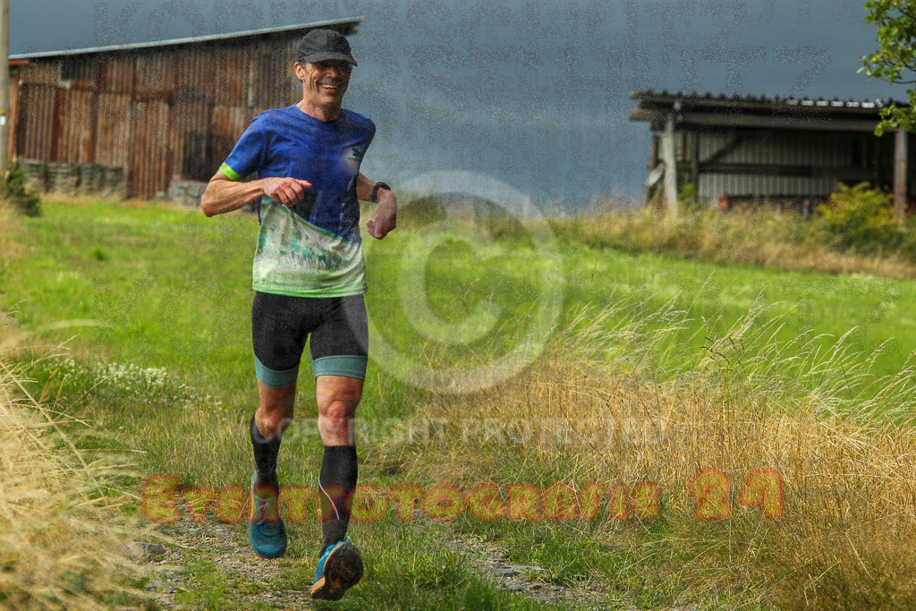 250801_1853_EV4_7664 | Sportfotografie im Rhein-Sieg Kreis, Köln, Bonn, NRW, Rheinland Pfalz, Hessen, etc. Unser Tätigkeitsfeld umfasst den Laufsport vom Volkslauf über den Marathon, Duathlon, Triathon bis zum Ultralauf wie Kölnpfad Ultra oder Schindertrail.