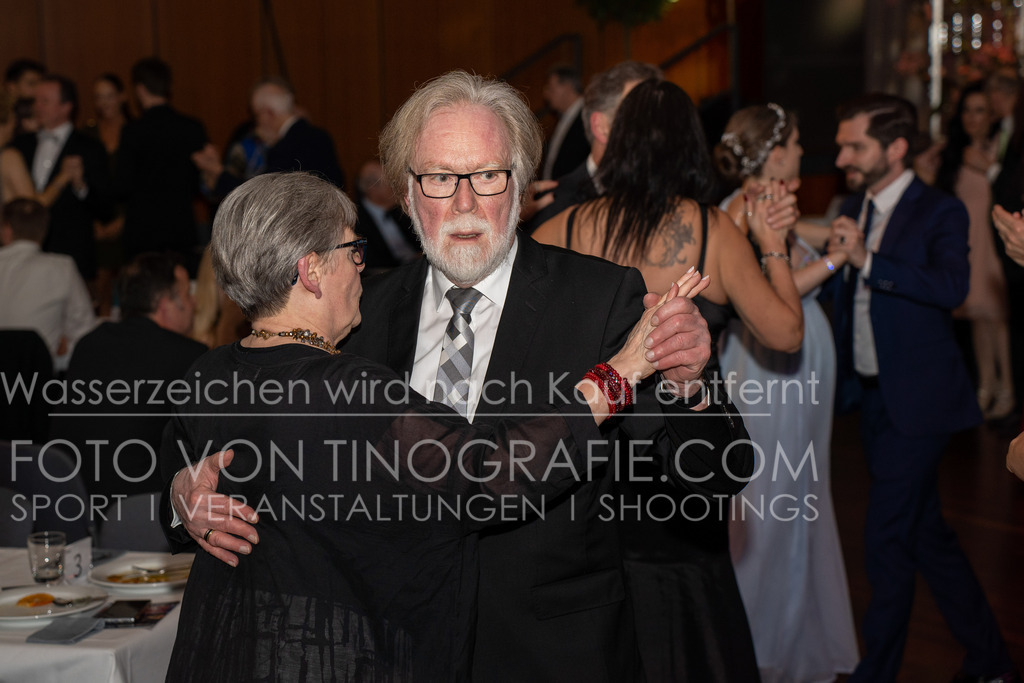 CCC_Frühlingsball_Parkett_byTINOGRRAFIE-3 | (c) TINOGRAFIE.COM