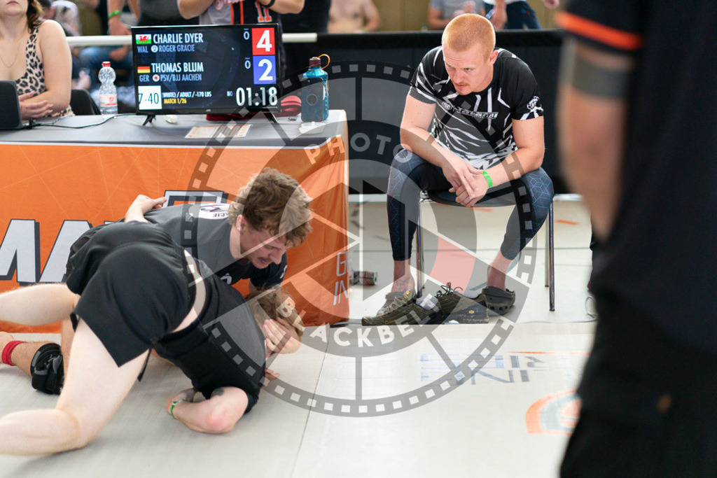 20240915PBB3004 | Athletes compete during the Grappling Industries’ grappling and Brazilian jiu-jitsu competition in Berlin, on September 15, 2024.