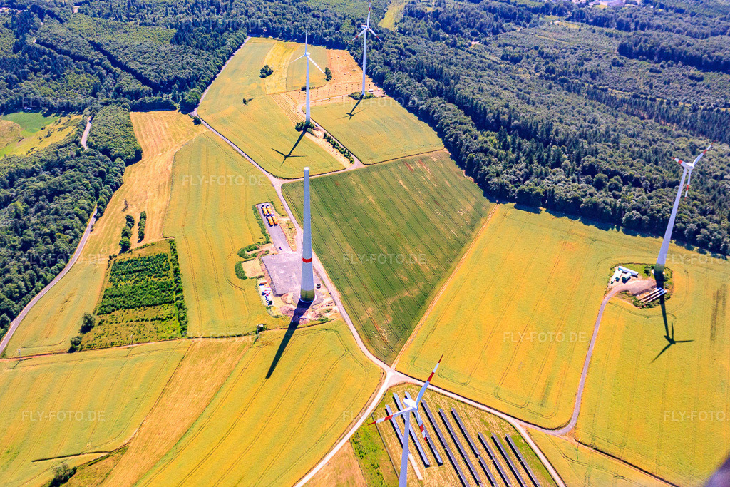 Luftbild: Windpark oberhalb des Schneebergerhof in Kriegsfeld im Bundesland Rheinland-Pfalz in Deutschland. Foto: IMG_30055.jpg vom 05.07.2010 durch Werner Riehm/FLY-FOTO.de