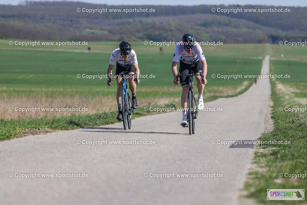 368A3456 | Neusiedlersee Radmarathon 2026@sportshot_your_pictrs #yourpictures#roadtowm2029 #nrm #neusiedlerseeradmarathon #neusiedlersee #neusiedlerseetourismus #burgenland #mörbisch #nrm26 #burgenlandtourismus #voglundco #poweredbyburgenlandtourismus #radsport #rad #marathon #ucigranfondo #visitburgenland #ucigranfondoworldseries