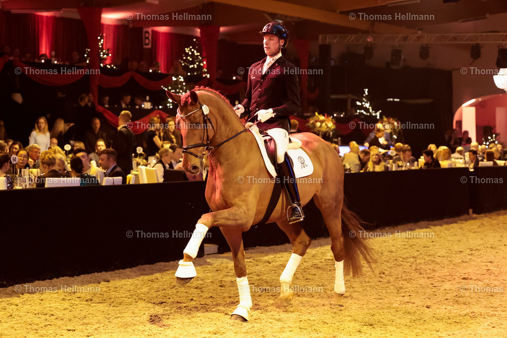 TH_Veuve Clicquot_2112 | Veuve Clicquot beim PSI Auktion 2022 am 10.12.22 in Ankum, Sporthotel Ankum