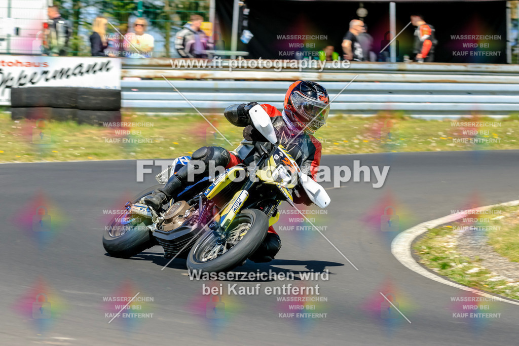 _OTO2295 | Hier findet Ihr Bilder von Touristenfahrten auf der Nürburgring Nordschleife oder von anderen Veranstaltungen die ich besucht habe. Viel Spass beim Durch Schauen 