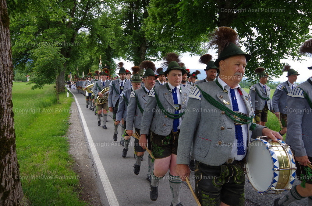 IMGP5831 | fotografiert von Axel PollmannLeonhardi Wallfahrt Benediktbeuern und Murnau, Fronleichnam, Fasching, Landschaft im Loisachtal und Benediktbeuern  - Realisiert mit Pictrs.com